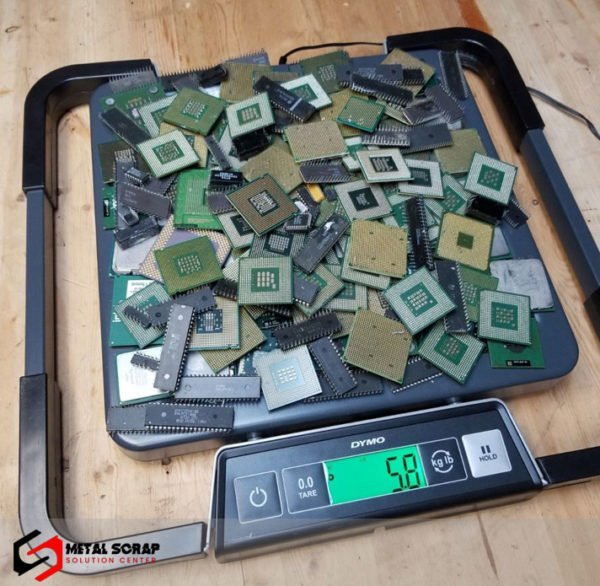 Ceramic CPU scrap (Gold Plated)